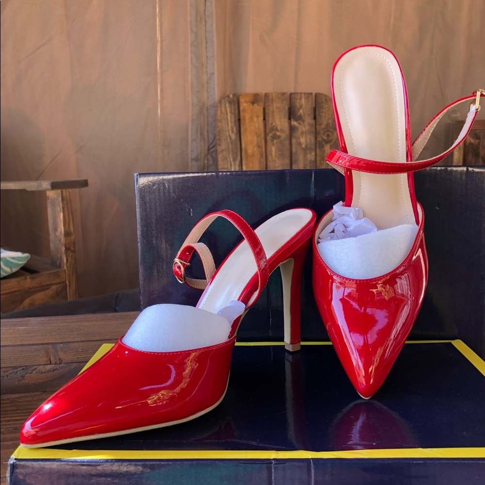 Red Heels (39) NWOT